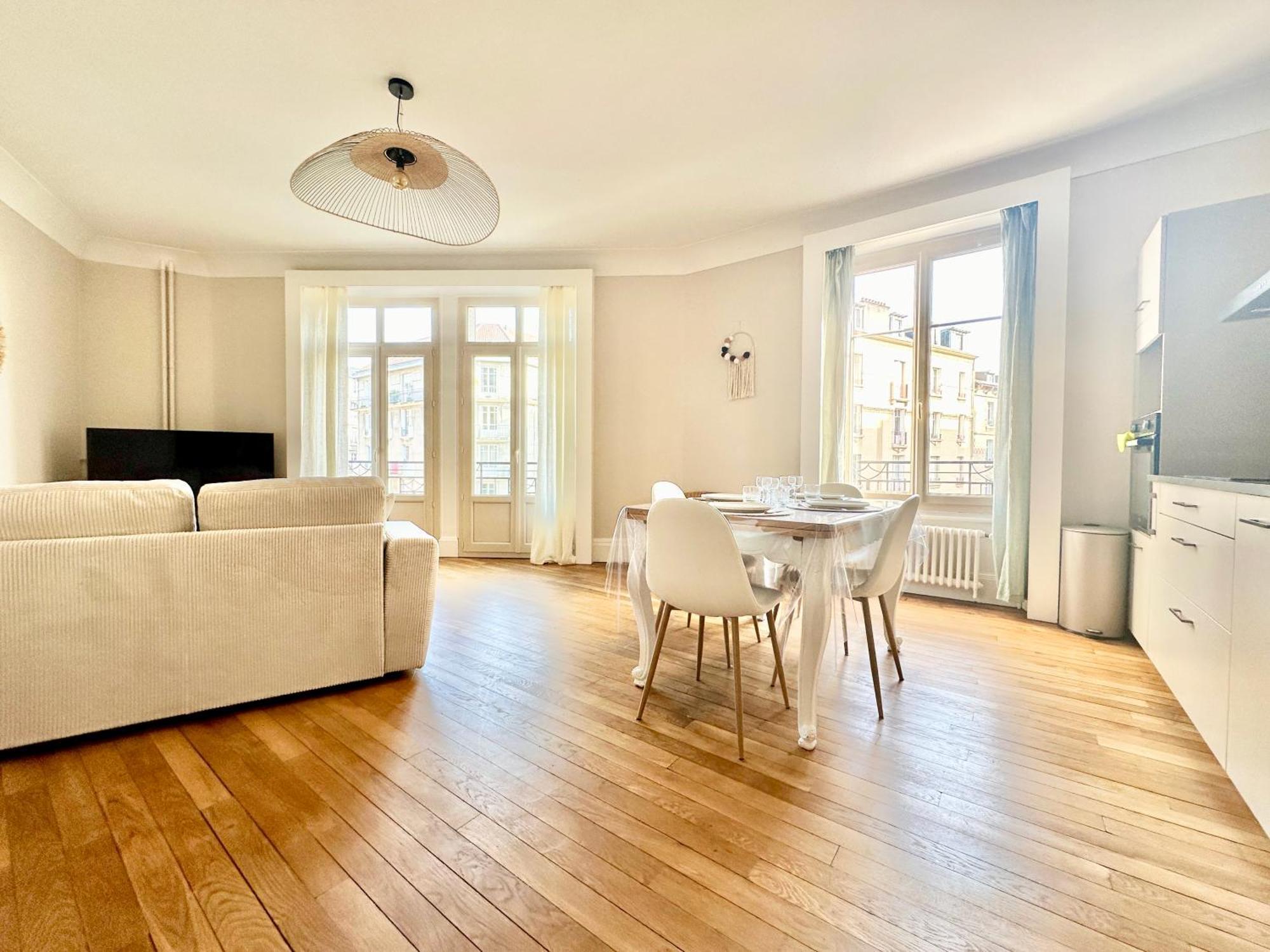 Apartment Le Bourgeois, Spacieux Et Limoges