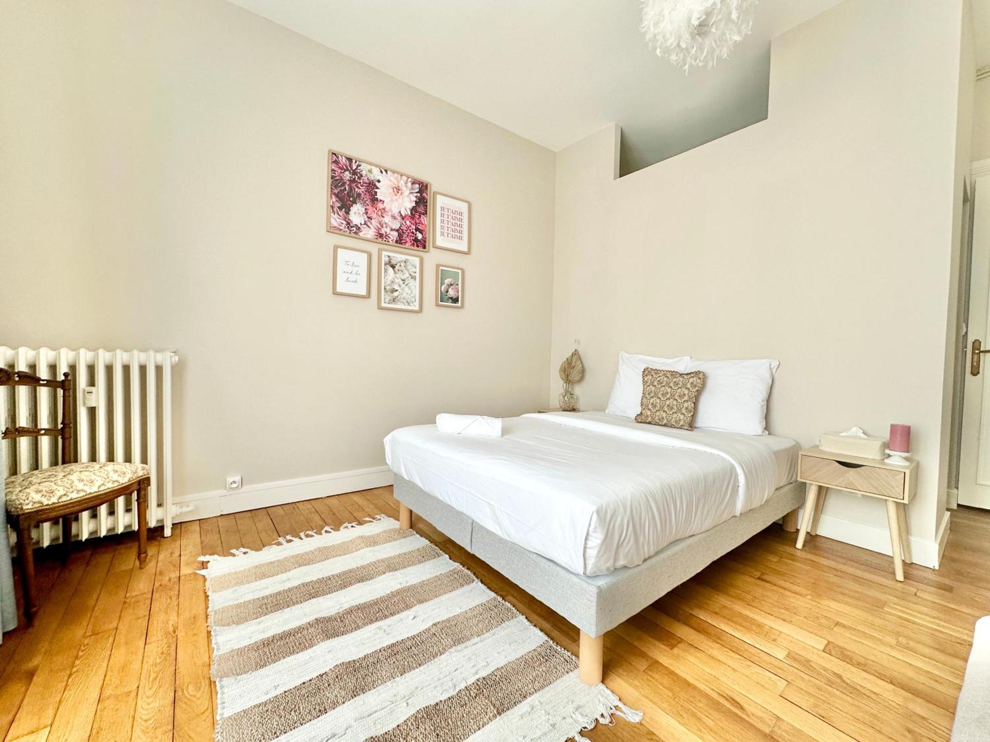 Apartment Le Bourgeois, Spacieux Et Limoges